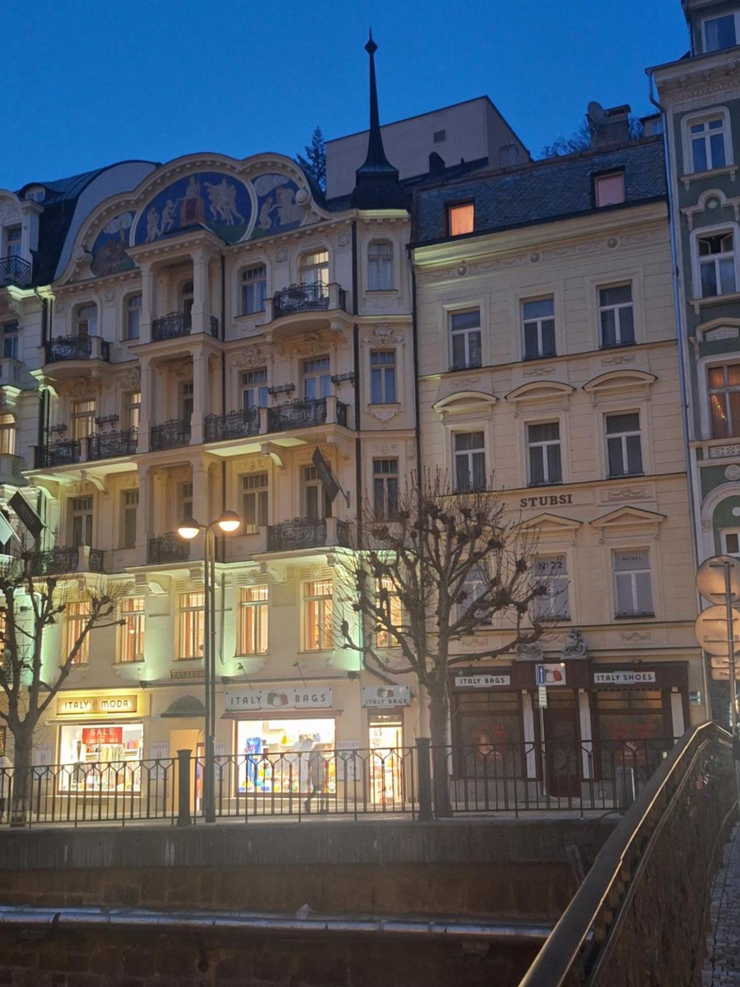 Apartments Stubsi With Colonnade View Karlovy Vary Esterno foto